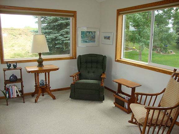 3rd image of 1228 Willow Pond Dr