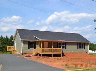 612 Rowe Dr, Newton, NC 28658