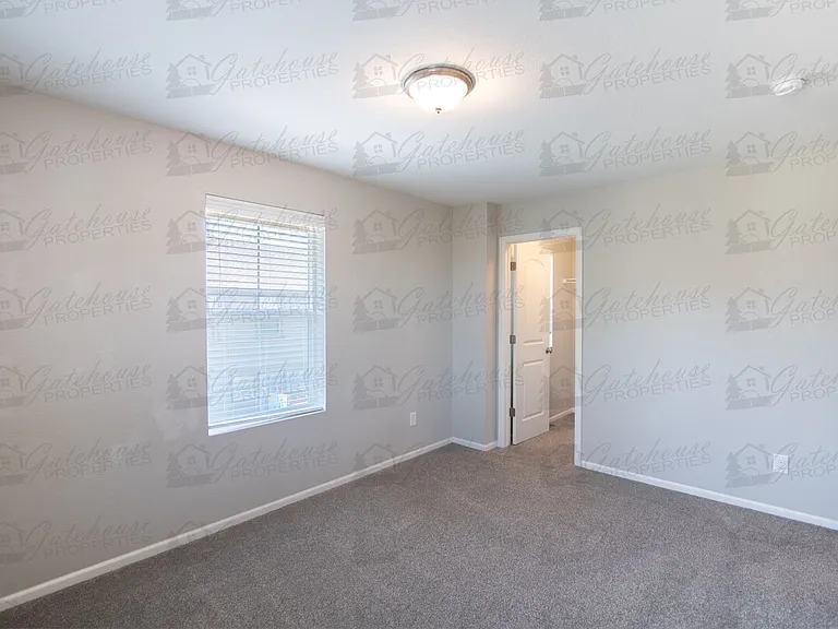 10294 E 59th Ave — Photo 41