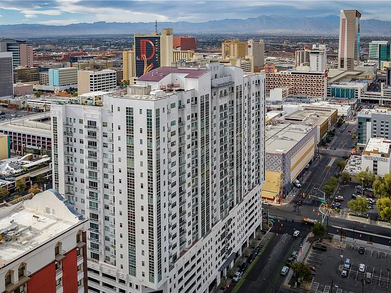 150 Las Vegas Blvd #1514 — Photo 43