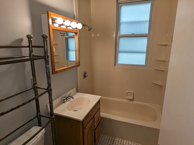 1415 Commonwealth Ave #302 — Photo 7