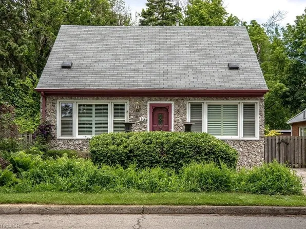 16 Sussex St, Hamilton, ON L8S 2E1