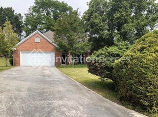 2363 Dover Ln, Snellville, GA 30078