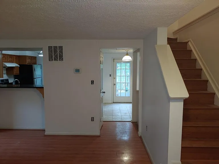 8915 Oxley Forest Ct — Photo 3