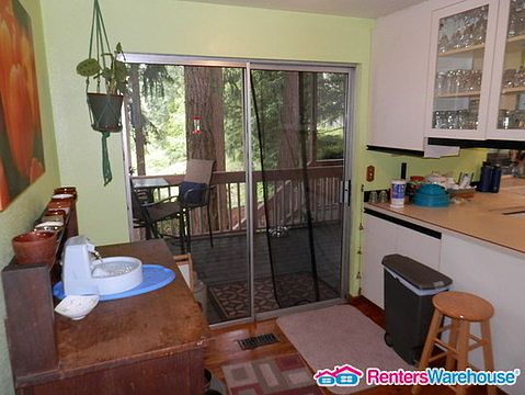 5th image of 10518 90th Ave SW