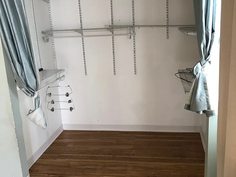 Walk-in closet
