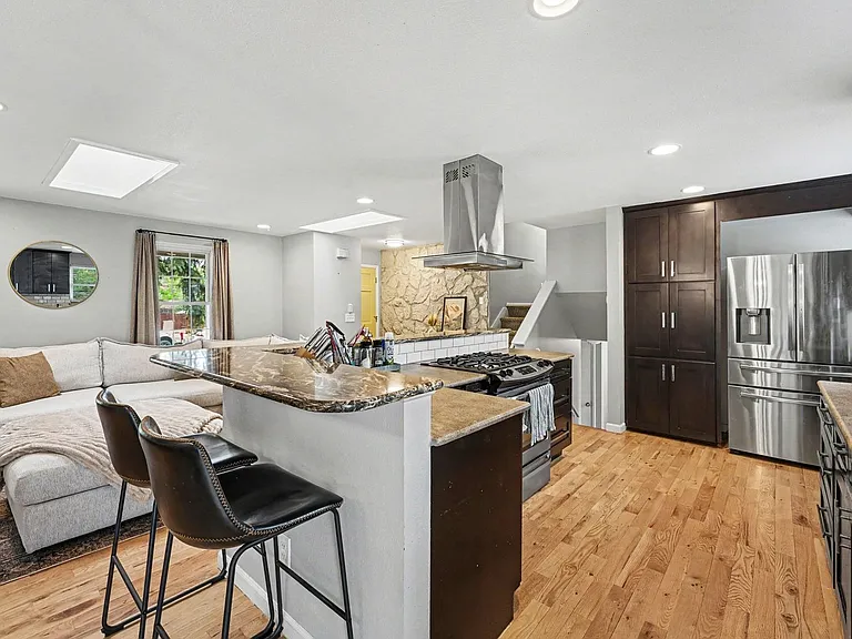 8888 W Woodard Dr — Photo 2