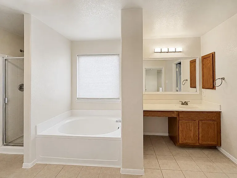 19315 Summer Island Way — Photo 24