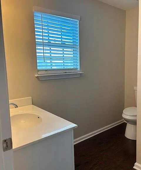 137 Avalon Dr — Photo 8