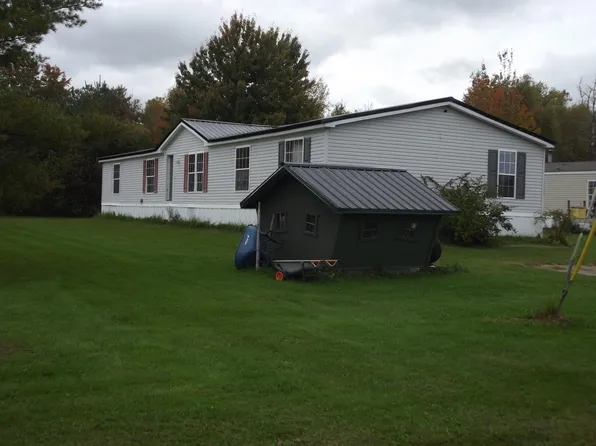 65 Penney Lane, Bradley, ME 04411