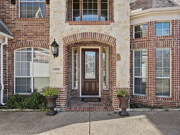 5th image of 6808 Canyon Meadow Dr