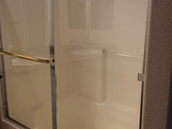roman oval soaking tub