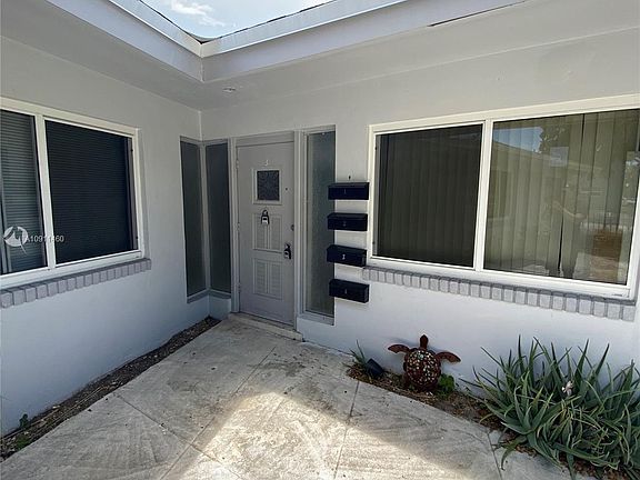 3rd image of 5201 NE 18th Ave #3
