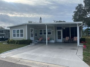 212 Molokai Dr, Bradenton, FL 34207