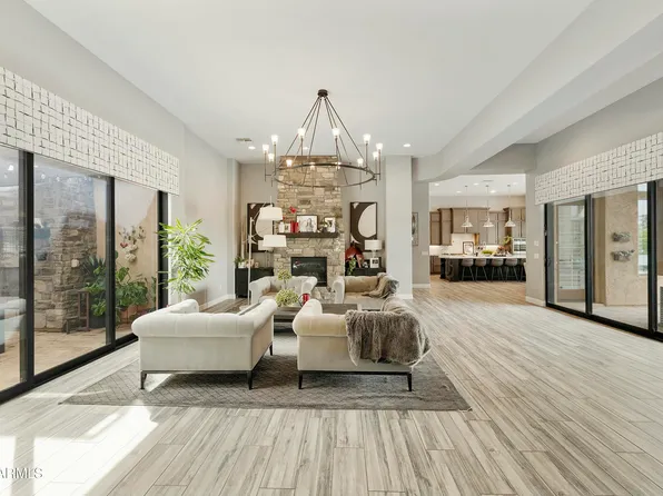 3314 E KAEL Street, Mesa, AZ 85213