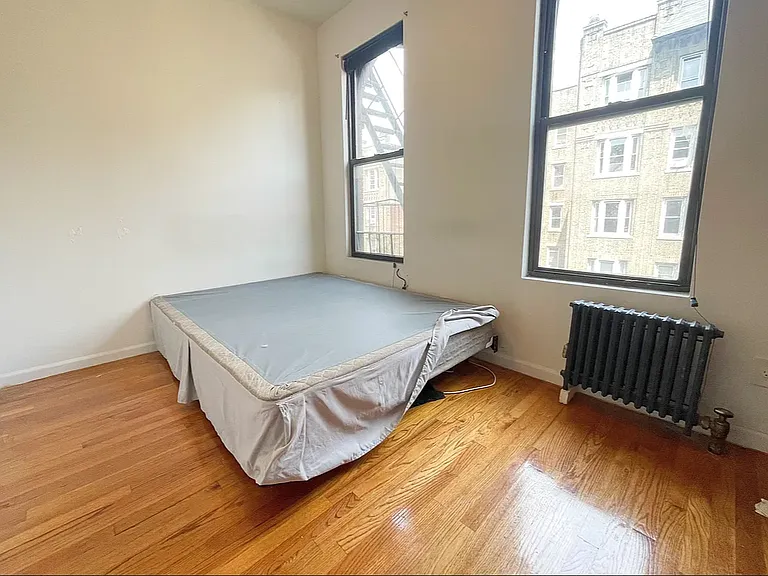 368 W 127th St #12 — Photo 4