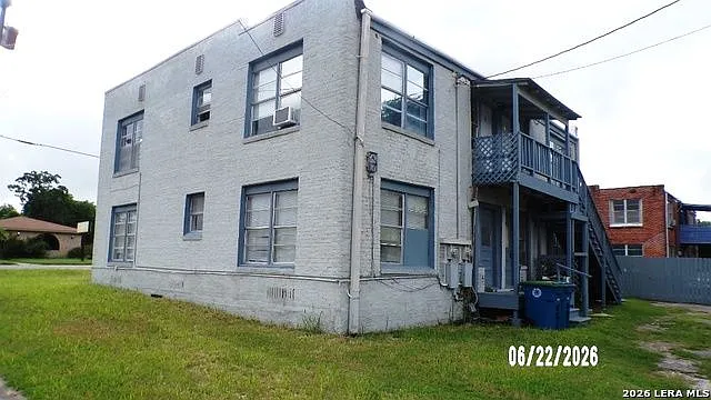 700 N Washington St #4 — Photo 5