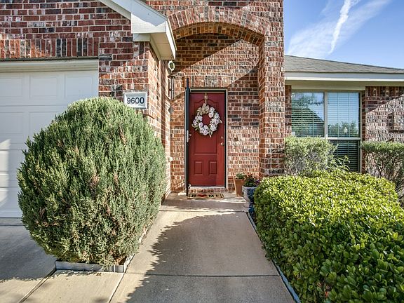 2nd image of 9600 Tipperary Dr