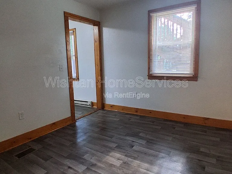 260 N Broad St #3 — Photo 4