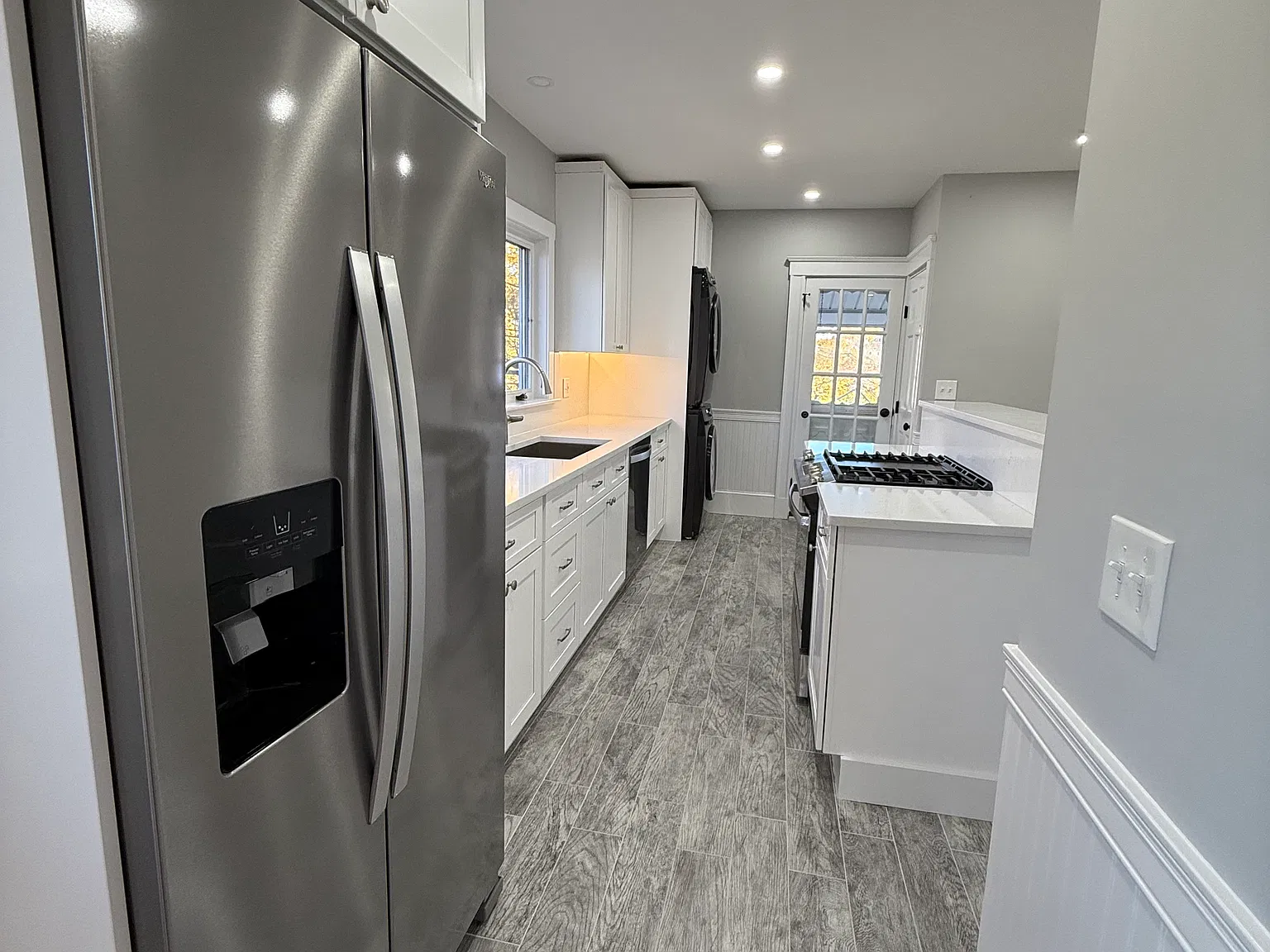 2 bed, 1376 sqft, $3,200 — Photo 4