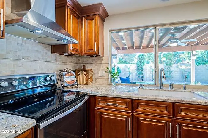 9145 E Jenan Dr — Photo 17