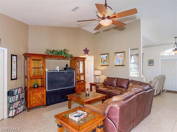 5th image of 1248 NW 35th Pl
