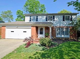 1571 Turquoise Dr, Cincinnati, OH 45255