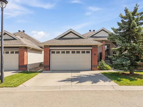 841 156th St NW #13, Edmonton, AB T6R 0B3