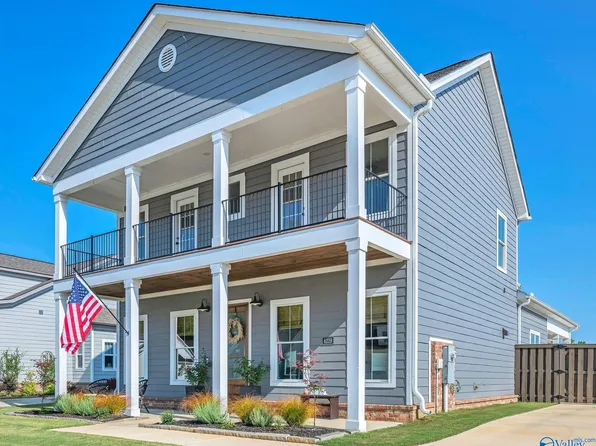 6219 Pembrook Pond Pl SE, Owens Cross Roads, AL 35763
