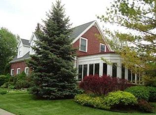 1206 Burcham Dr, East Lansing, MI 48823