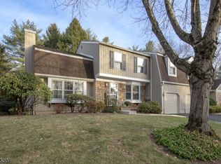 3 Fairbanks Ln, Basking Ridge, NJ 07920
