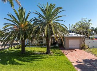 16305 1st St E, Redington Beach, FL 33708