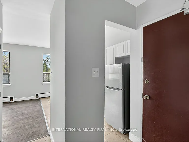 295 Melvin Ave #302 — Photo 8