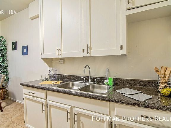 3rd image of 5231 Monte Vista St #311