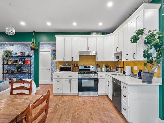 4th image of 77 Marcella St #1