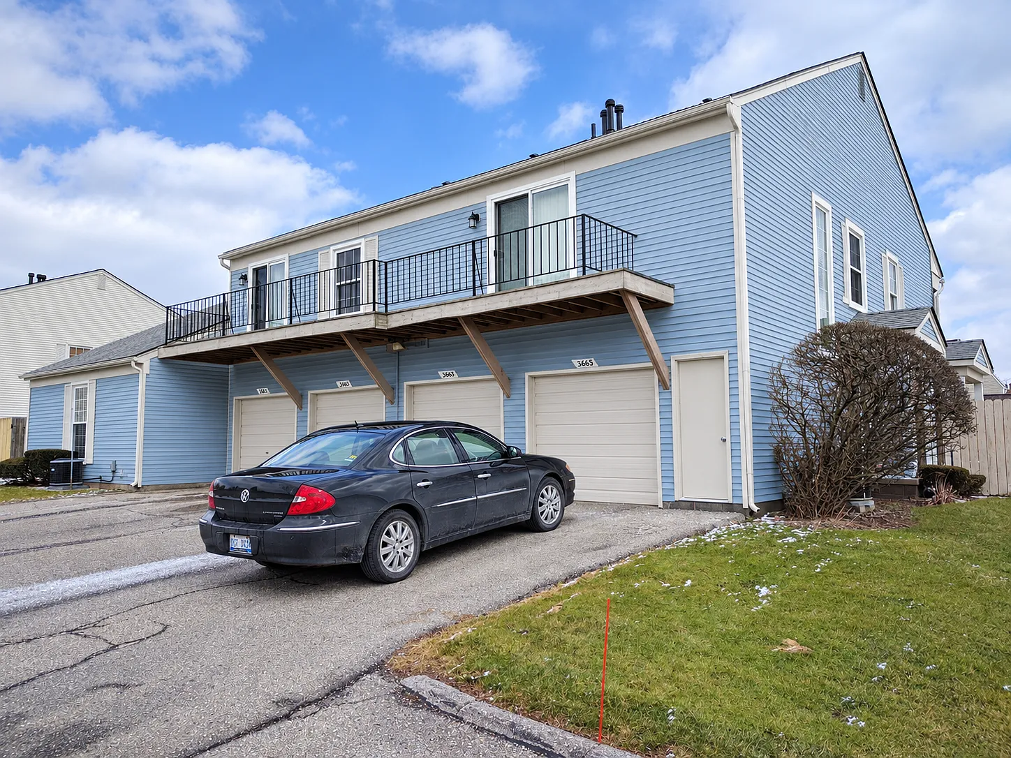 23653 Stonehenge Boulevard — Photo 2