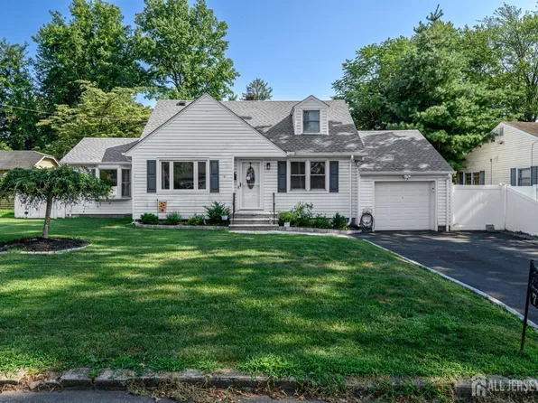 710 Wexler Pl, South Plainfield, NJ 07080