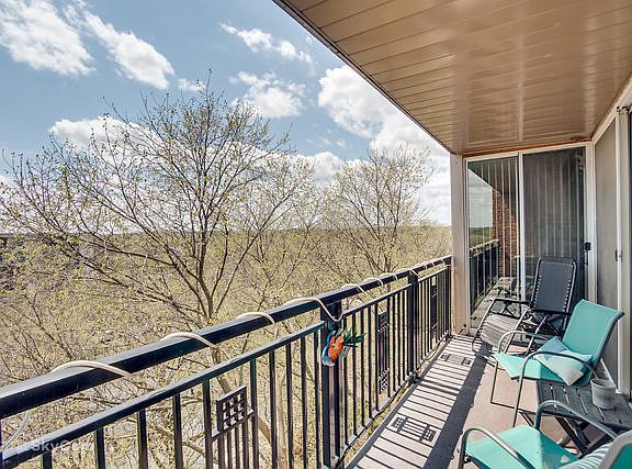 3rd image of 6000 Oakwood Dr APT 6G