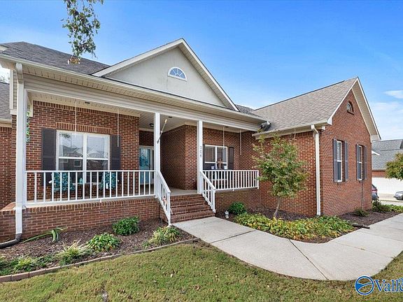 4th image of 106 Fox Run Dr