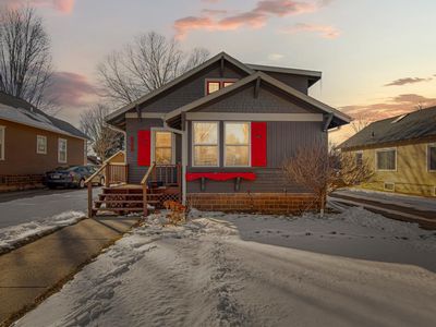 836 7th Ave SW, Faribault, MN, 55021