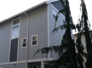 1153 N 92nd St, Seattle, WA 98103