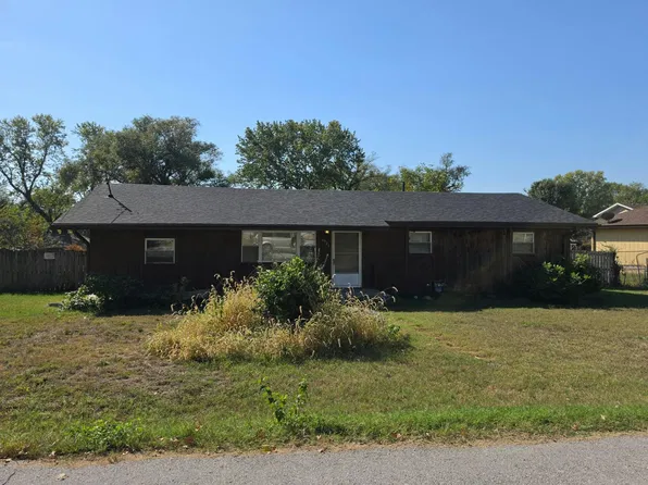 3926 W Groton St, Springfield, MO 65803