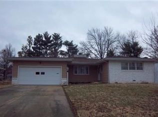 2003 E Woodland St, Springfield, MO 65804