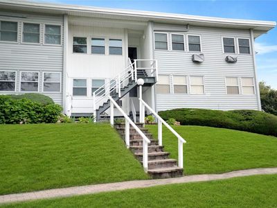 35 Library Avenue #7M, Westhampton Beach, NY, 11978