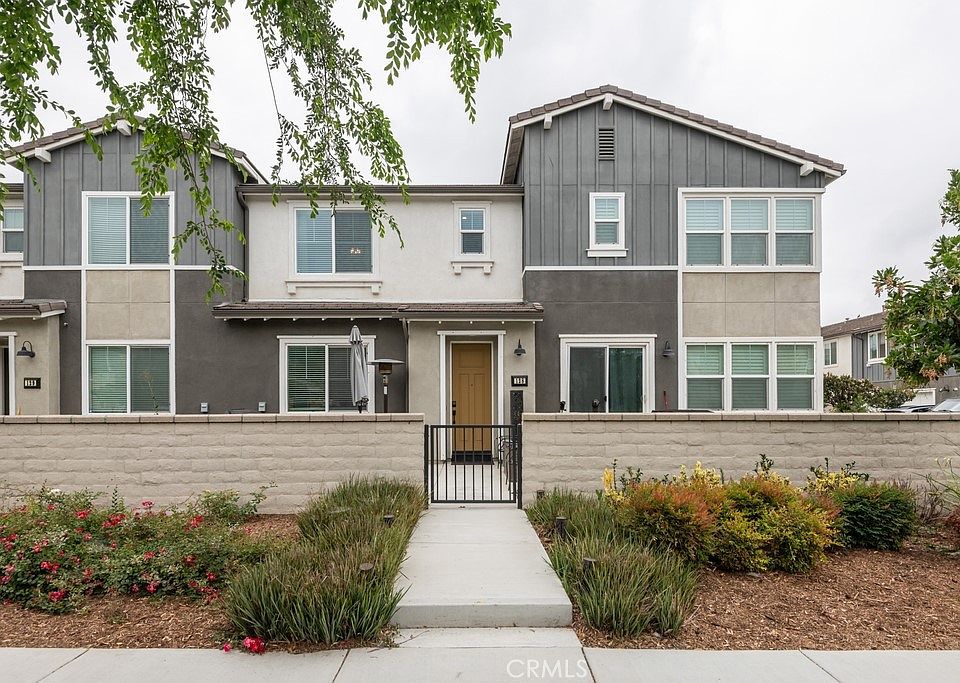 1st image of 3562 E Moonlight St #128
