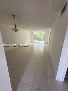 300 S Hollybrook Dr #203 — Photo 8