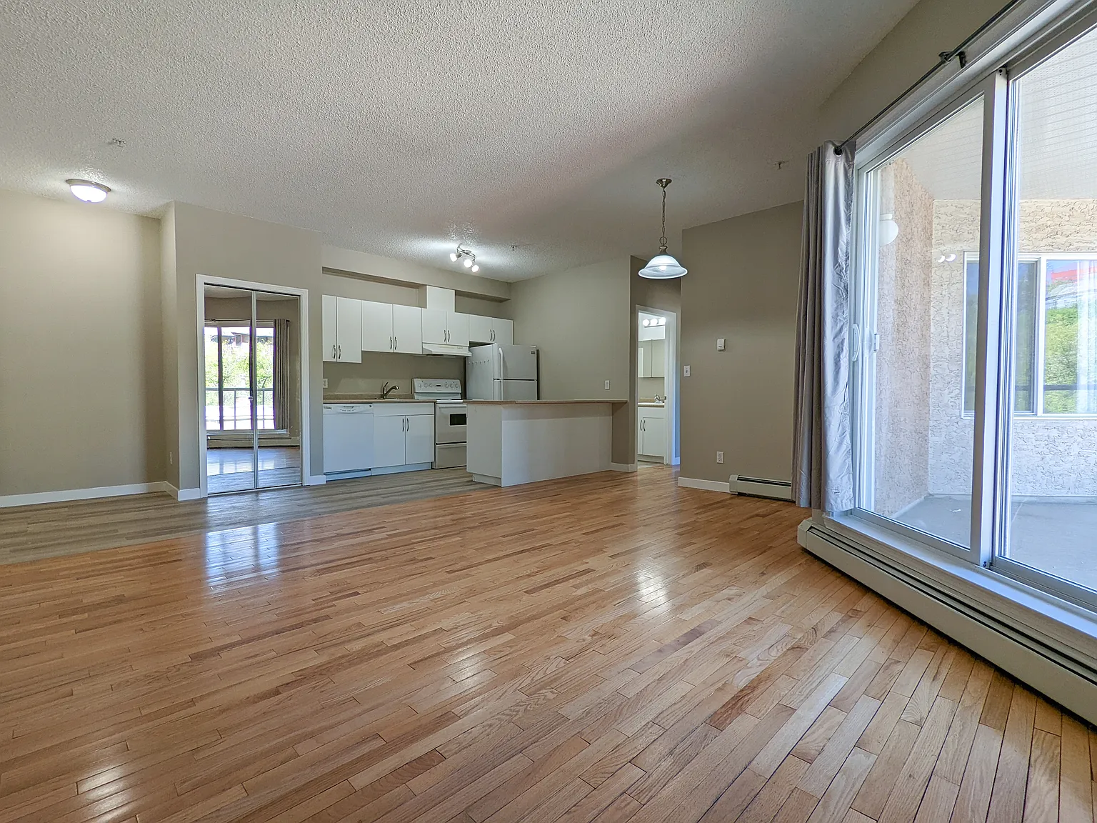 Legislative Estates Apartments — Photo 3