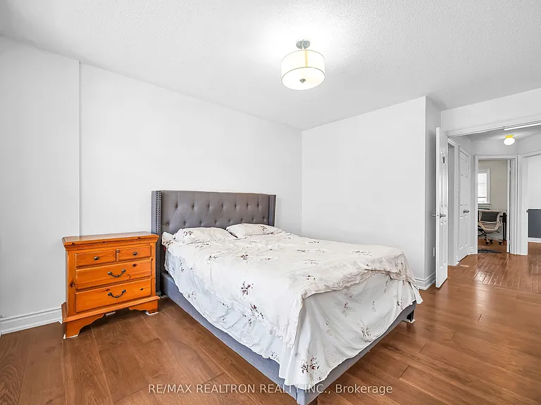 172 Vittorio De Luca Dr — Photo 8