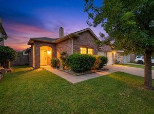 1628 Birds Eye Rd, Fort Worth, TX 76177