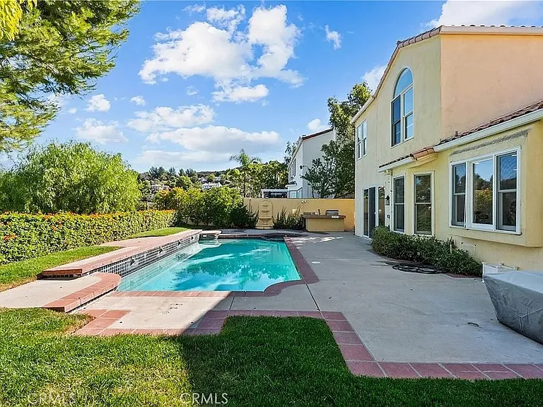 3450 Malaga Ct — Photo 2